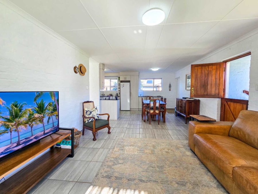 2 Bedroom Property for Sale in Stilbaai Wes Western Cape